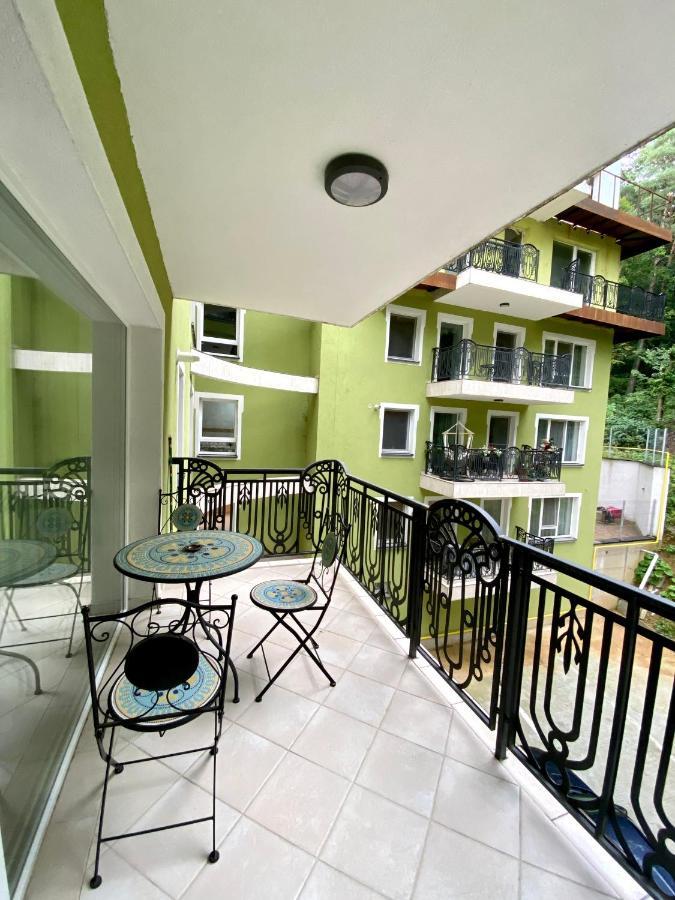 Nature Apartment - Minutes Away From The Old Town And Afi Mall Braşov Exterior foto